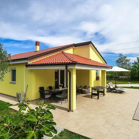 Fiorina Holiday home