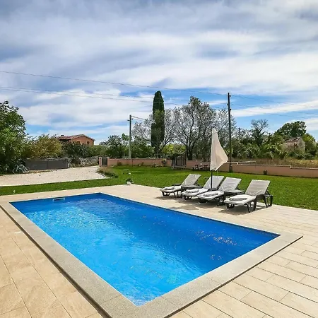 Fiorina Tatil Evi Filipana